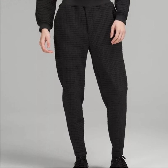 🍋 Lululemon lab Textured Grid High-Rise Jogger size 12 black - Picture 1 of 13